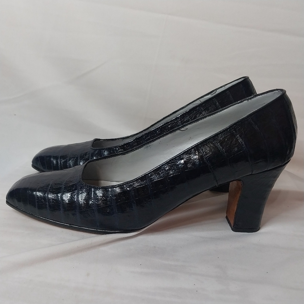 Molinini Vintage Alligator Embossed Leather Heels, Size 8